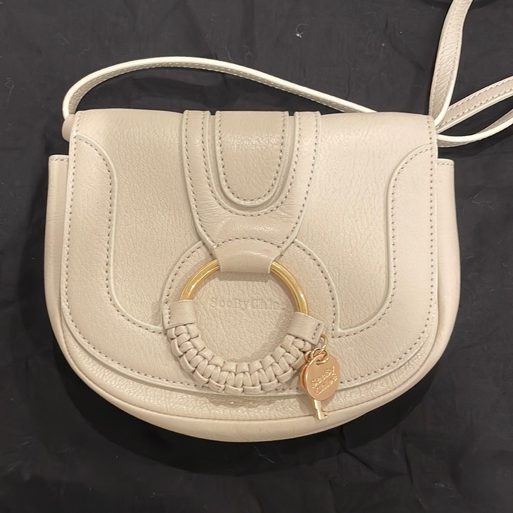 Hana crossbody